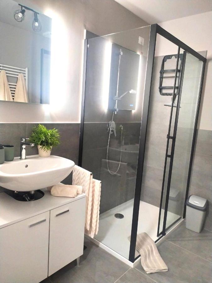 Апартаменти Nuovo Loft Con Terrazzo M2 Ieo Humanitas Bocconi Navigli Мілан Екстер'єр фото