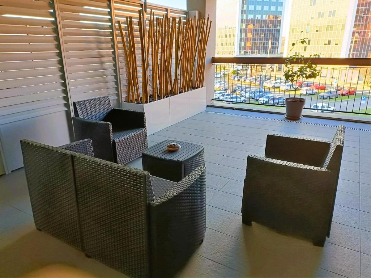 Апартаменти Nuovo Loft Con Terrazzo M2 Ieo Humanitas Bocconi Navigli Мілан Екстер'єр фото